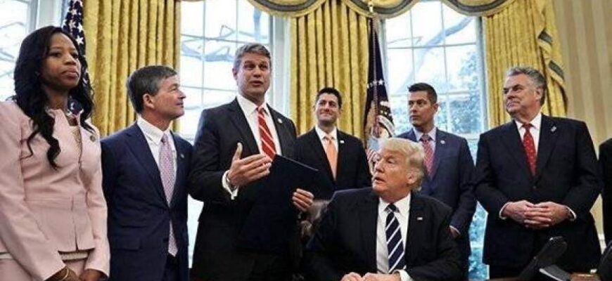 WSJ: Наближені до Трампа магнати вже ділять природні ресурси РФ