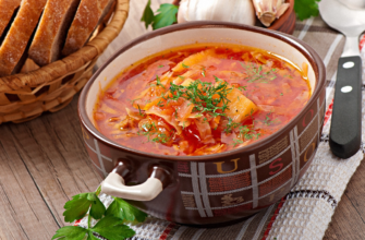 Підслухала в черзі магазину, що борщ можна варити зі сливовим варенням: я здивована, але це дійсно вау