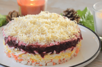 Спробувала ложку – і “пропала”: салат “Рожеві мрії” став зіркою мого столу. 5 шарів чистого блаженства