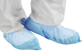 Дівчата гребуть у магазині бахили пачками : новий must-have для дому, або несподівано практичний погляд на звичну річ 