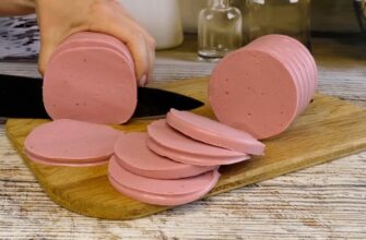 На магазинну вже дивитися не можемо: натуральна варена ковбаса з 1 кг курячих стегон, як робили у 1975 році