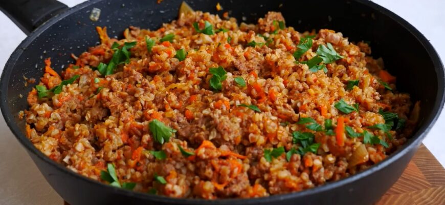 Гречка любить 1 спецію: коли закипить вода — киньте туди 1 щіпку. Смак буде неймовірним навіть без м’яса Гречка любить 1 спецію: коли закипить вода — киньте туди 1 щіпку. Смак буде неймовірним навіть без м’яса