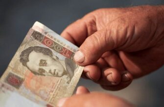 Мінімальна пенсія 2026: скільки отримуватимуть українці