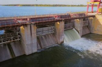 Пекельні руйнування: окупанти вдарили по водосховищу, знищили дамбу та важливий міст