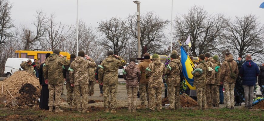 Суд ухвалив доленосне рішення щодо виплат родичам загиблих військових