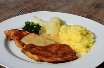 1 продукт під час приготування – і пюре без грудочок та ароматне: що додати до картоплі