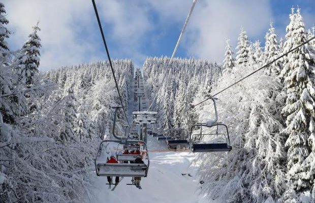 Погода “постаралась”: Вперше за багато років жоден гірськолижний курорт України не відкрив сезон Погода “постаралась”: Вперше за багато років жоден гірськолижний курорт України не відкрив сезон