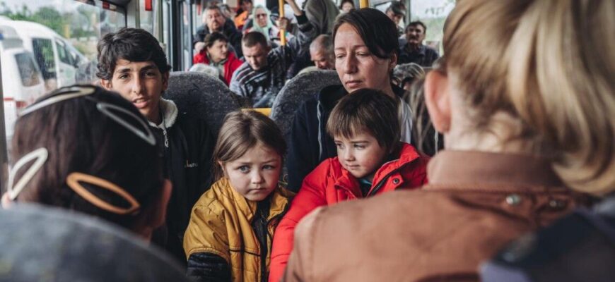 Приблизно 4 тисячі жителів прикордоння Сумської області відмовилися від евакуації – ОВА Приблизно 4 тисячі жителів прикордоння Сумської області відмовилися від евакуації – ОВА