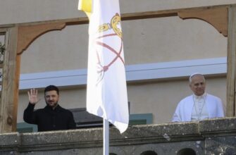 Зеленський зустрівся з Папою Римським Левом XIV