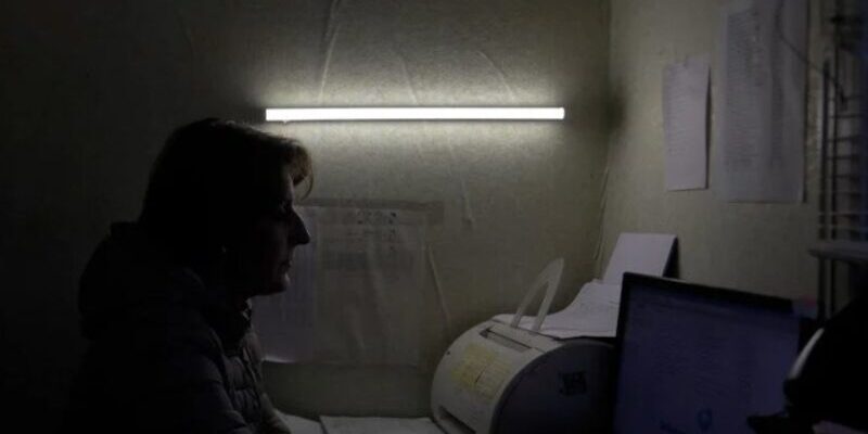 Чому на заході України менше вимкнень світла — пояснили в ДТЕК