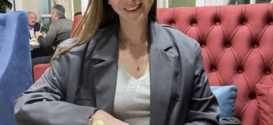 – Ноги її в моїй хаті не буде! – Крикнула Наталя Ігорівна в обличчя сина. – І дитину її я ніколи не визнаю, навіть, якщо ти її хоч тричі всиновиш!