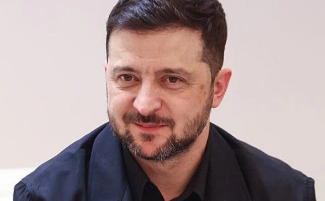 Зеленський може відвести війська: FT назвало умову для такого кроку
