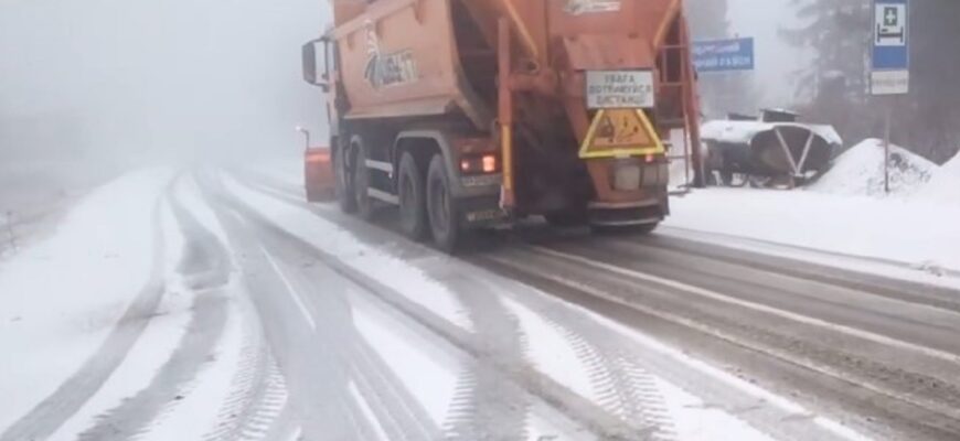 Сніг, хуртовини і штормовий вітер: Україну 26 грудня накриє справжня зима — попередження Укргідрометцентру