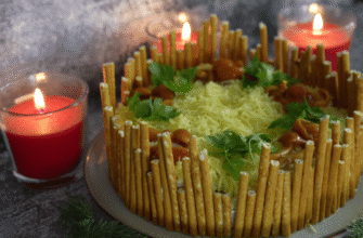 Знайшли ідеальний салат на Новий рік 2026! Все як ви любите – сир + гриби + копчена курка