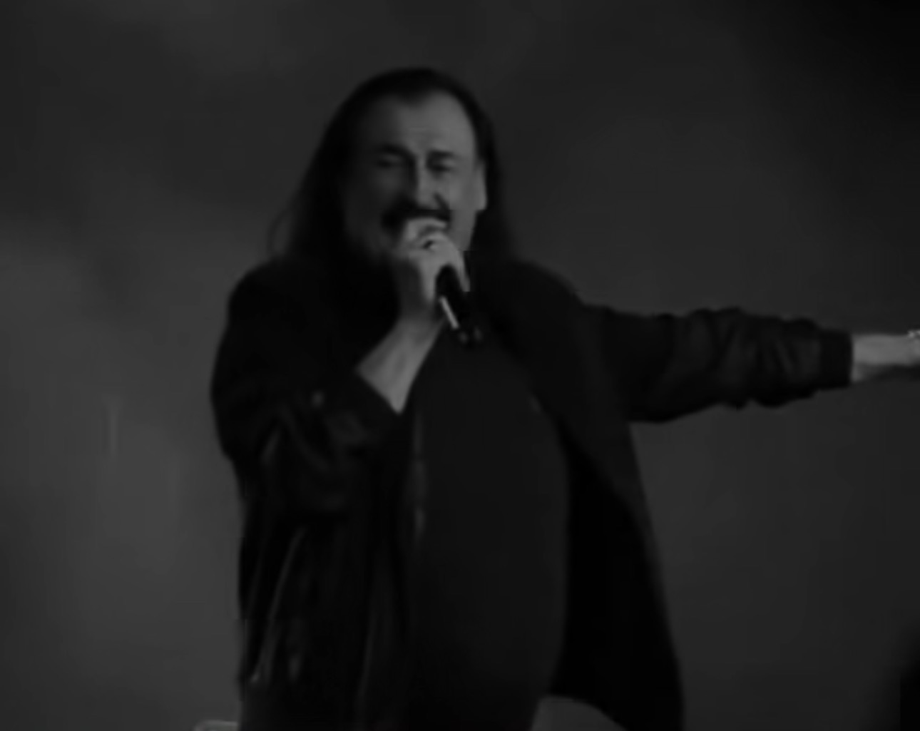 😢 У мережу виклали пісню, яку Степан Гіга написав і просив опублікувати після своєї смерті… Слова звучать як прощання. Люди не стримують сліз. Відео