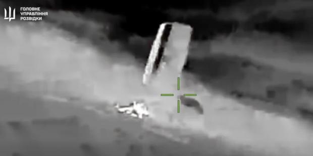 Українські розвідники знищили літак Ан-26 та дві РЛС окупантів у тимчасово окупованому Криму (відео)