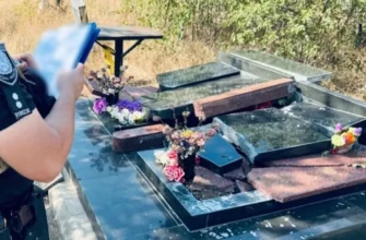 В Одесі наруга над 86 могилами: судитимуть чоловіка, який трощив пам’ятники