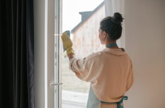 Вікна сяють без розводів навіть взимку: я просто 1 раз на місяць мию їх домашнім засобом за 5 хвилин