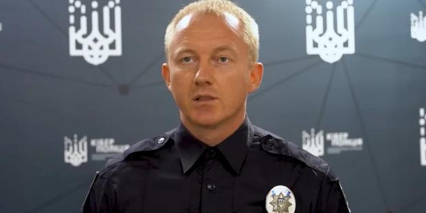 Заступник керівника кіберполіції живе в елітній квартирі, за яку платить брату-росіянину, – розслідування