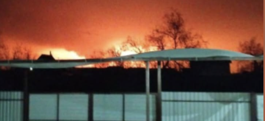 Р0сіяни в паніці: пр0грuмілu п0тужні вuбухu в рф – палає НПЗ…