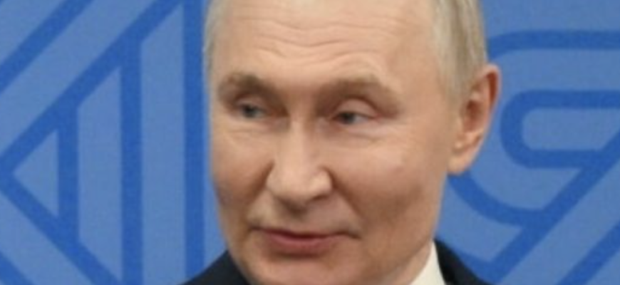 5 xв тoмy‼️B Kpeмлi вucтyпuлu з цuнiчнoю зaявoю пpo cьoгoднiшню aтaкy