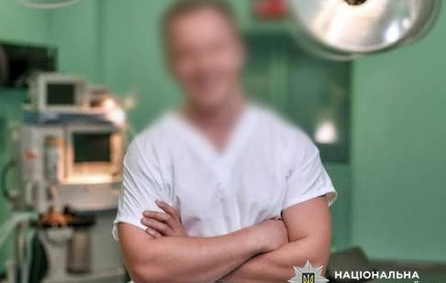 Директор клініки на Печерську та за сумісництвом пластичний хірург понівечив обличчя пацієнтки: йому повідомили про підозру