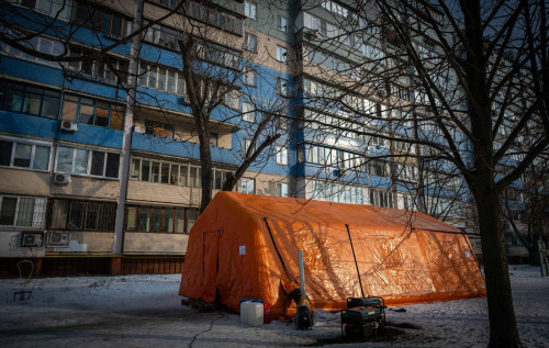 Кабмін взяв на контроль ситуацію з супермаркетами й пообіцяв розгортання додаткових пунктів незламності Кабмін взяв на контроль ситуацію з супермаркетами й пообіцяв розгортання додаткових пунктів незламності