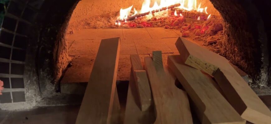 Дрова горять краще і в хаті тепла більше: додаю ось цей 1 інгредієнт в піч – для затишку