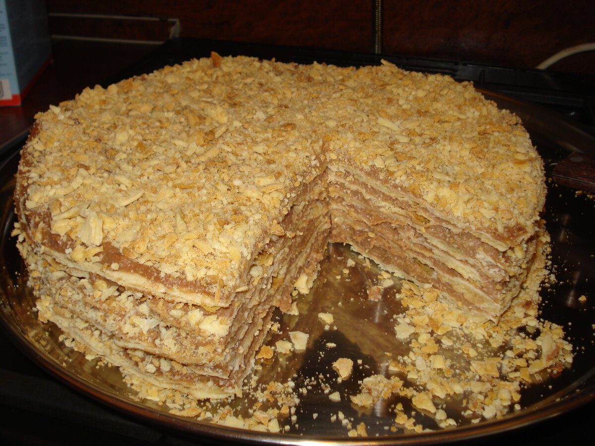 Кулінари розповіли, як приготувати смачний торт Наполеон на сковорідці – простий рецепт