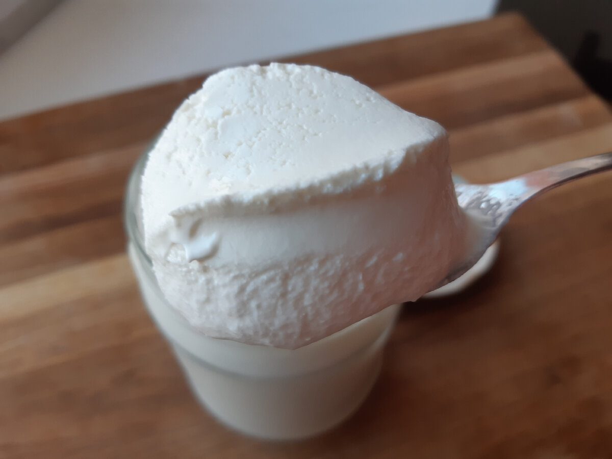 Експерти розповіли про спосіб, який допоможе перевірити вершки на наявність пальмової олії