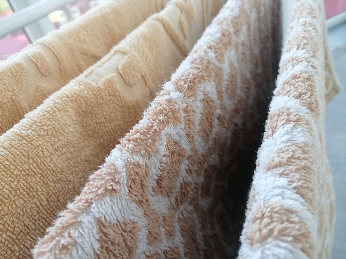 Експерти розповіли, як легко позбутися неприємного запаху від рушників та одягу