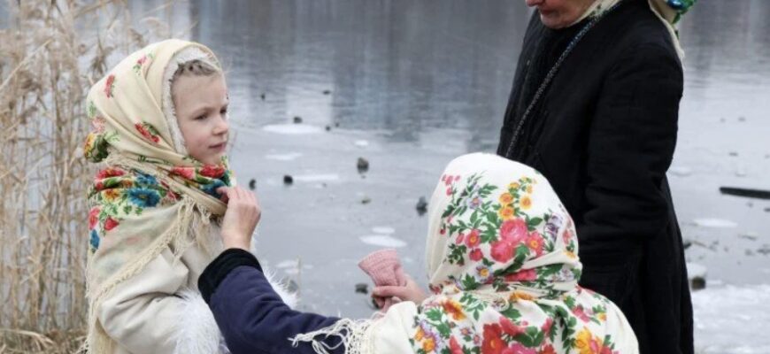 Погода на Водохреще в Україні: синоптикиня сказала, чи вдарить сильний мороз Погода на Водохреще в Україні: синоптикиня сказала, чи вдарить сильний мороз