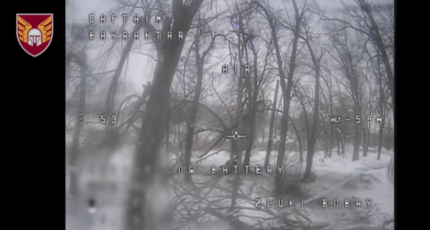 Відпрацювали точно: Воїни ДШВ ефектно уразили дронами танк і мототехніку росіян (відео)