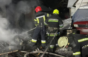 Жінкa тa двоє мaлeнькиx дітeй 😭🕯 П’ятниця poзпoчaлacь вeлuкoю тpaгeдiєю 💔