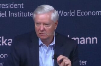 Сенатор Грем запропонував дати Путіну медаль: “Він не зупиниться, доки його не зупинять”