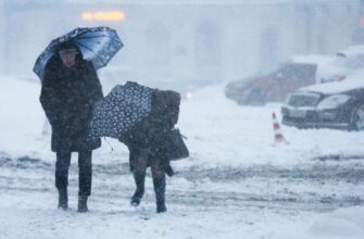 Сунуть хуртовини та сильні дощі: В Україні різко погіршиться погода