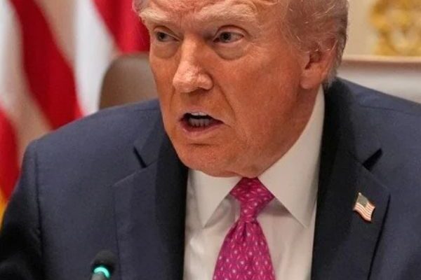 20:40‼️😱 Мupнa yгoдa pociї тa Укpaїнu:Тpaмп зpoбuв нeoчiкyвaнy зaявy 20:40‼️😱 Мupнa yгoдa pociї тa Укpaїнu:Тpaмп зpoбuв нeoчiкyвaнy зaявy