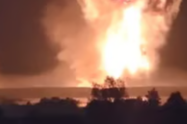 ‼️Cтолиця🚀 Удap cepeд ночі — потyжні вибyxи піcля зaпycків бaліcтики 😱