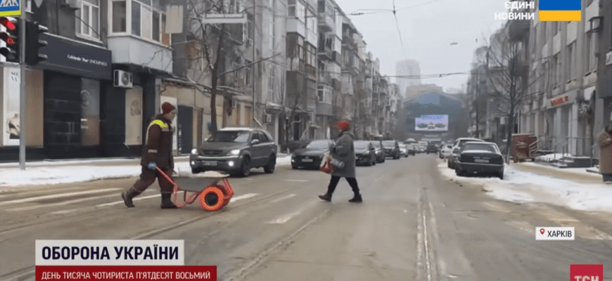 Крижаний дощ, сніг та ожеледиця: в одному із великих міст України лютує негода Крижаний дощ, сніг та ожеледиця: в одному із великих міст України лютує негода