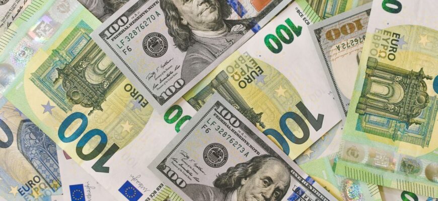 Що буде з курсом долара в березні 2026-го: прогноз банкіра Що буде з курсом долара в березні 2026-го: прогноз банкіра