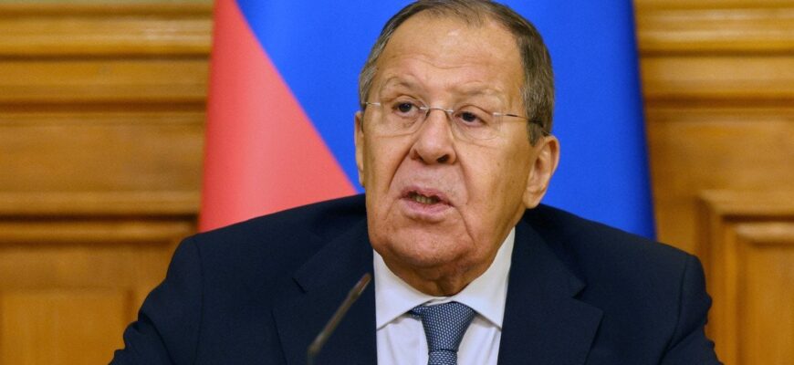 Маски скинуто: Лавров розмріявся довести “ісконно рускіє” землі в “родную гавань” Маски скинуто: Лавров розмріявся довести “ісконно рускіє” землі в “родную гавань”