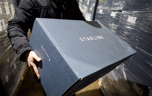 Окупанти шукають "посередників" для реєстрації Starlink: СБУ пропонує українцям "спалити ФСБшника" Окупанти шукають "посередників" для реєстрації Starlink: СБУ пропонує українцям "спалити ФСБшника"