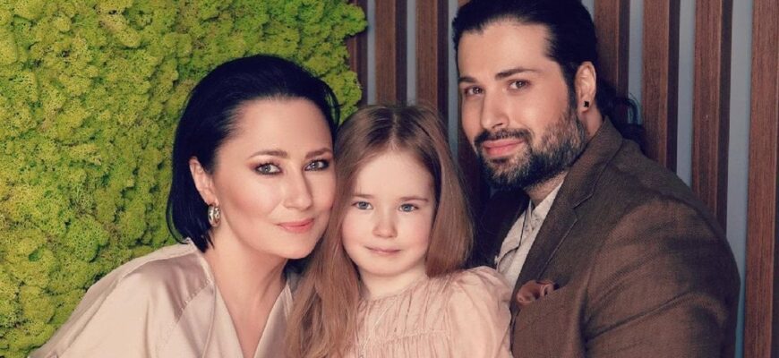 Олена Мозгова показала чоловіка-військового Аксельрода й зворушила його зустріччю з донькою