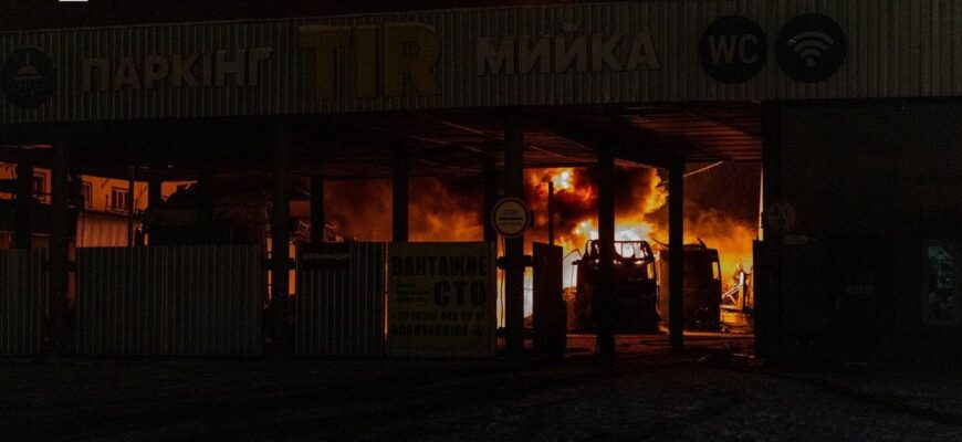 РФ вгатила балістикою по Києву — що відомо