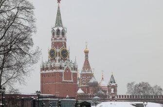 Головний дипломат Макрона провів переговори в Москві — Reuters