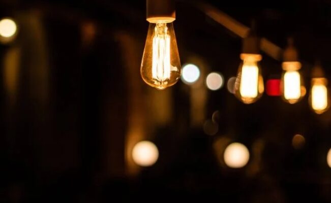 Світло вимикатимуть майже всюди: українців попередили про графіки на 15 лютого Світло вимикатимуть майже всюди: українців попередили про графіки на 15 лютого