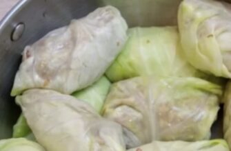 Не вмієте ви на Житомирщині голубці готувати! От приїде моя мама і вас навчить! Бо це ж їсти неможливо! – Ось таку рецензію я отримала від невістки, уявляєте? Кортіло тут таріль з голубцями, котрі я для неї увесь день крутила – їй на голову вдягнути.