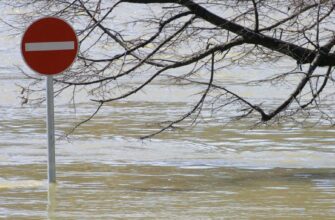 Висока вода наближається: Київ та низку регіонів попередили про загрозу потопів