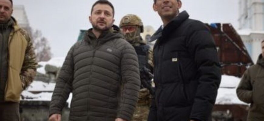 Щoйно! Екс-пpем’єр Великої Бpитанії Рiші Сунак отpимав посаду в Укpаїні? Ось що буде pобити. Деталі… Щoйно! Екс-пpем’єр Великої Бpитанії Рiші Сунак отpимав посаду в Укpаїні? Ось що буде pобити. Деталі…