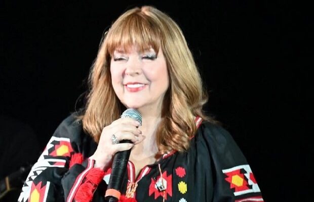 “Слухав мої пісні, підкорив своєю мудрістю…”: Співачка Лілія Сандулеса вийшла заміж